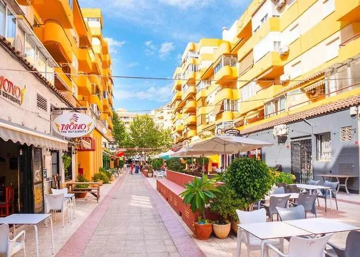 21 Calle Jardin Apartment *